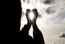 大巴黎对决巴萨,谁能在欧冠赛场笑到最后?